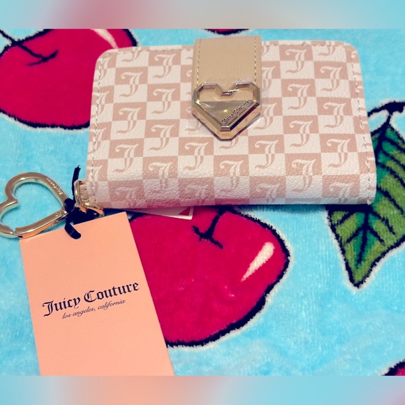 Juicy Couture wallet - Picture 3 of 7